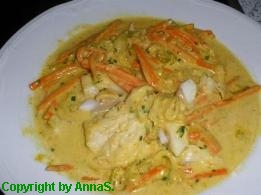 Schnelle Fischpfanne in Gemüse-Curry-Soße 